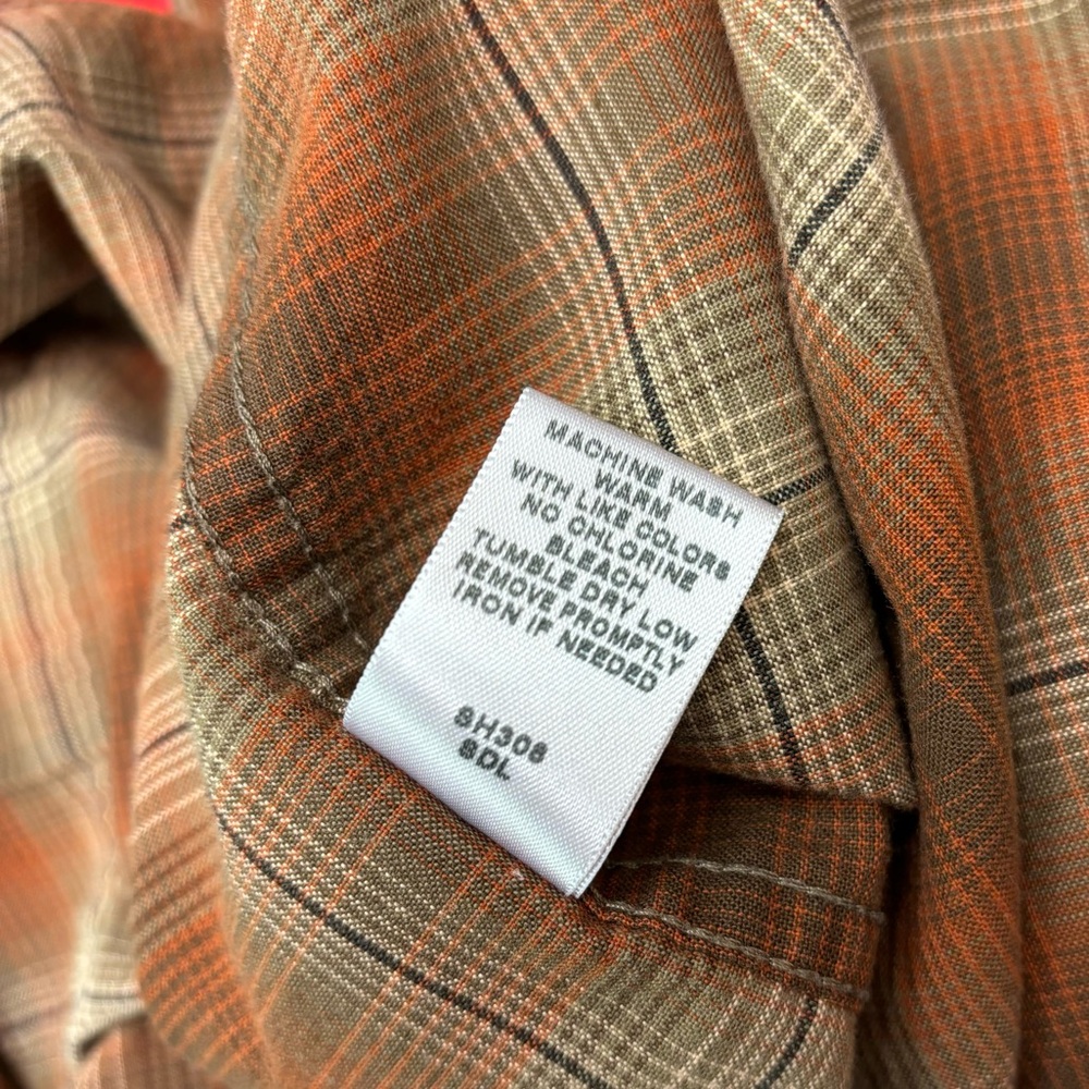Cabela's Soft Pacific Trail plaid button down, mens medium - Picture 7 of 10